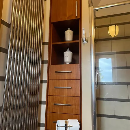 Bed & Breakfast Domus Felix 3*