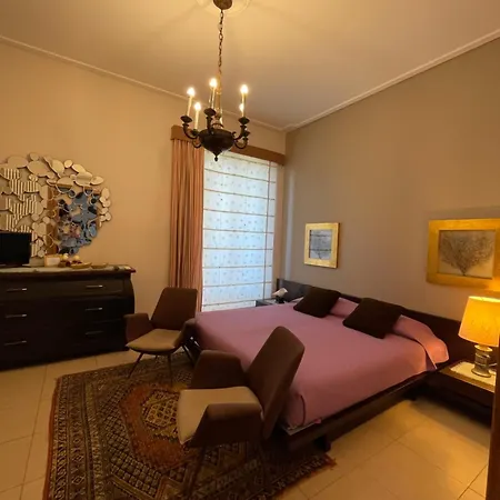 Bed & Breakfast Domus Felix 3*