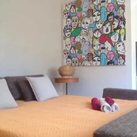 Domus Felix Bed & Breakfast