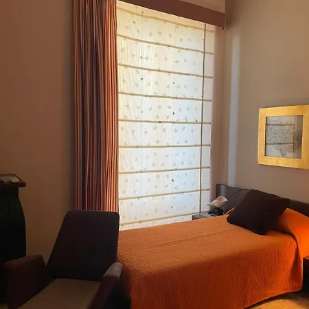 Bed & Breakfast Domus Felix 2*