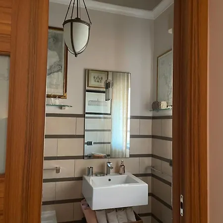 Domus Felix Bed & Breakfast
